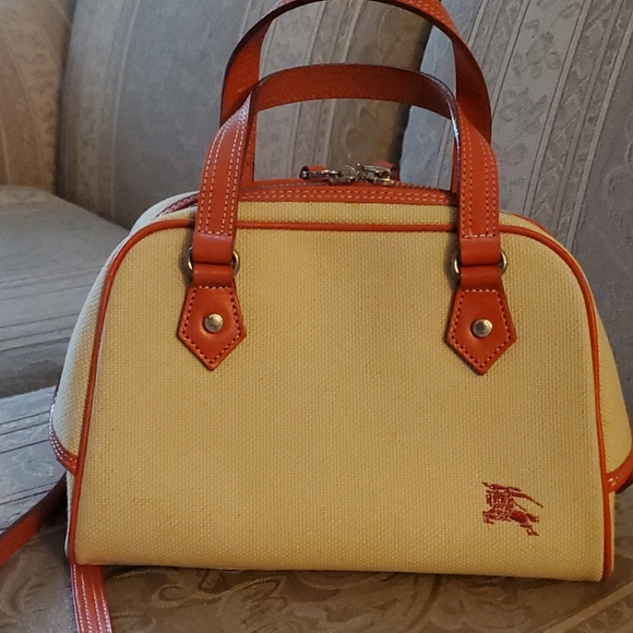 SOLDAuthentic Burberry London Blue Label sling bag - Picture 8 of 10